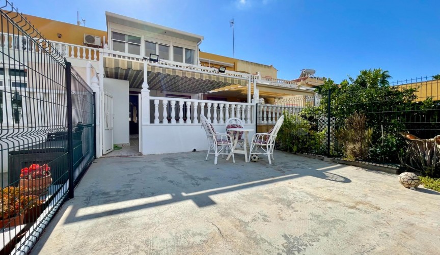 Resale - Town House -
Orihuela Costa - Lomas de Cabo Roig