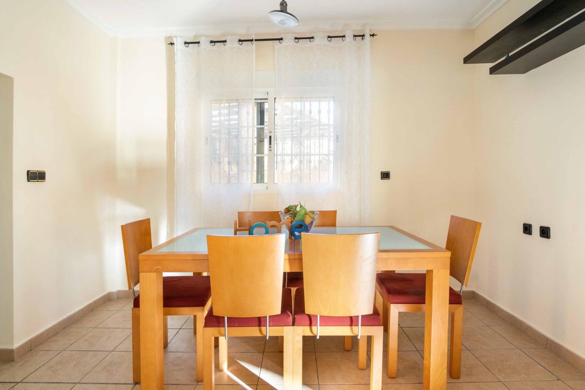 Resale - Town House -
Orihuela Costa - Los Almendros-la Florida