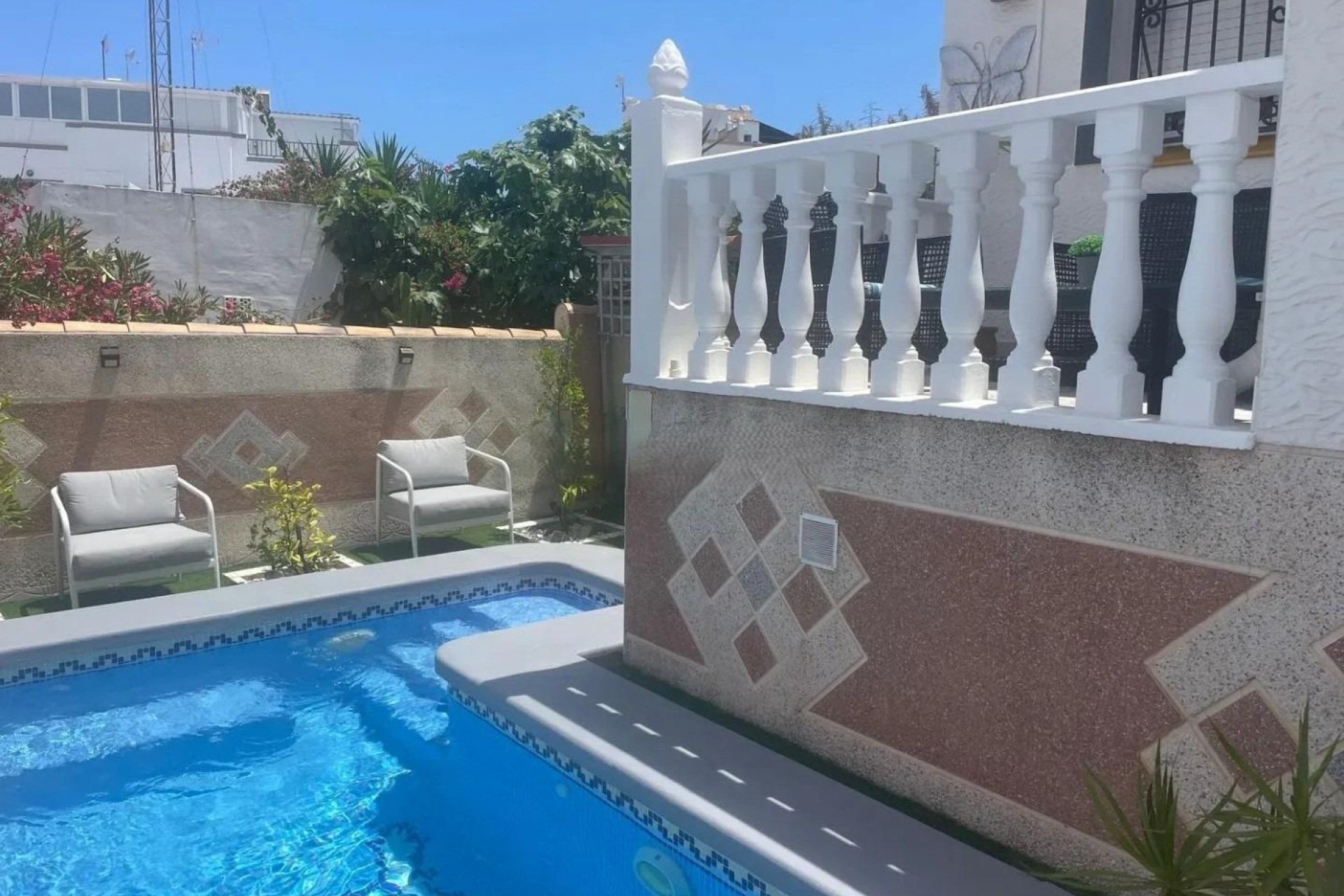 Resale - Town House -
Orihuela Costa - Los Almendros-la Florida