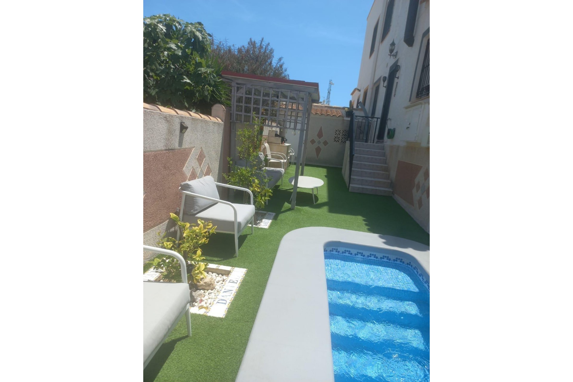 Resale - Town House -
Orihuela Costa - Los Almendros-la Florida