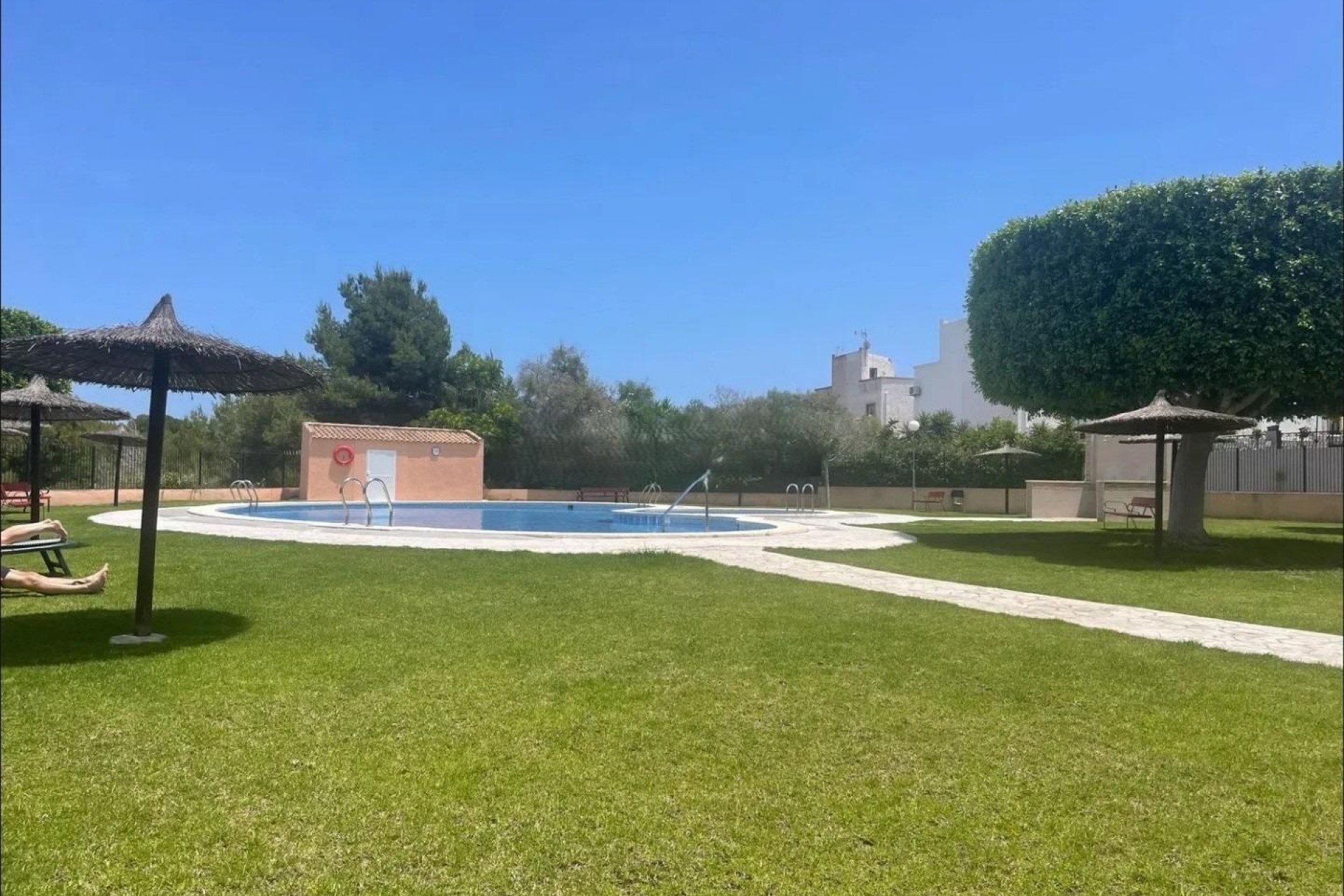 Resale - Town House -
Orihuela Costa - Los Almendros-la Florida