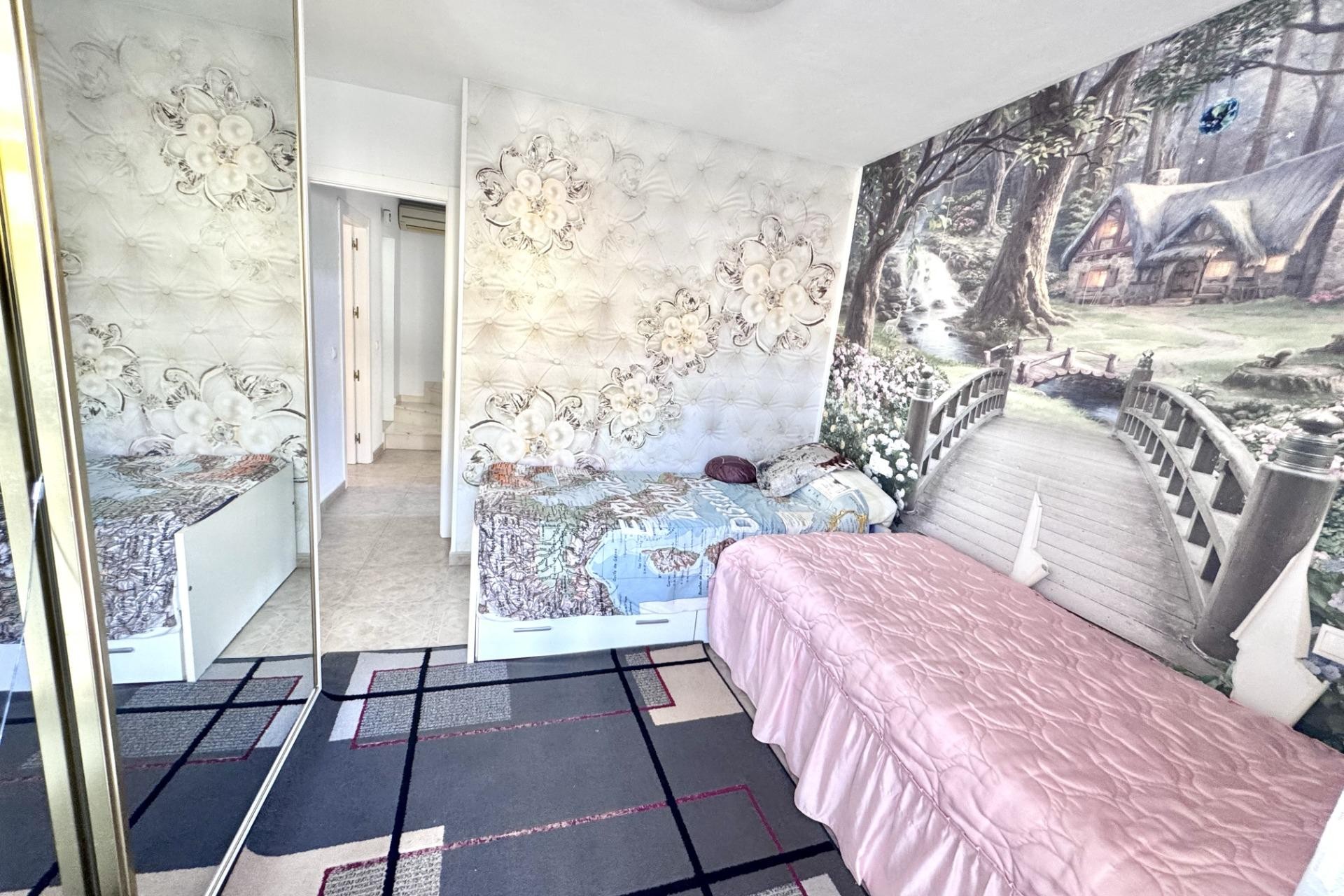 Resale - Town House -
Orihuela Costa - Playa Flamenca
