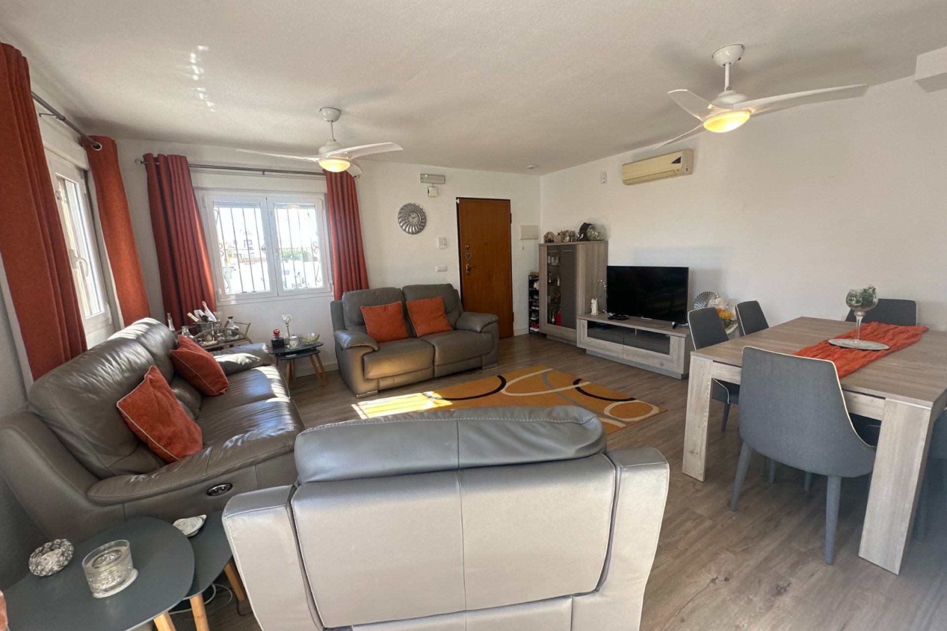 Resale - Town House -
Orihuela - Inland