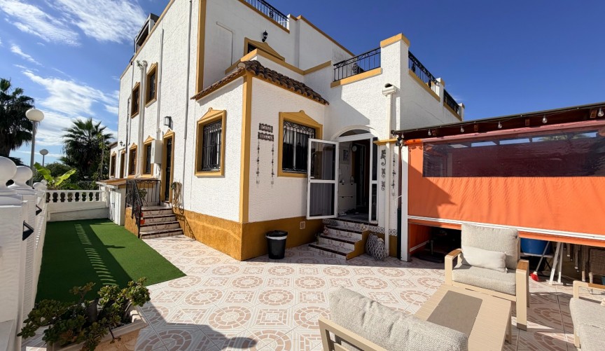 Resale - Town House -
Orihuela - Inland