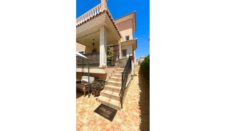 Resale - Town House -
Orihuela - Urbanización Perla Del Mar