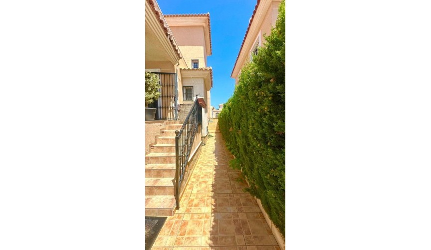 Resale - Town House -
Orihuela - Urbanización Perla Del Mar
