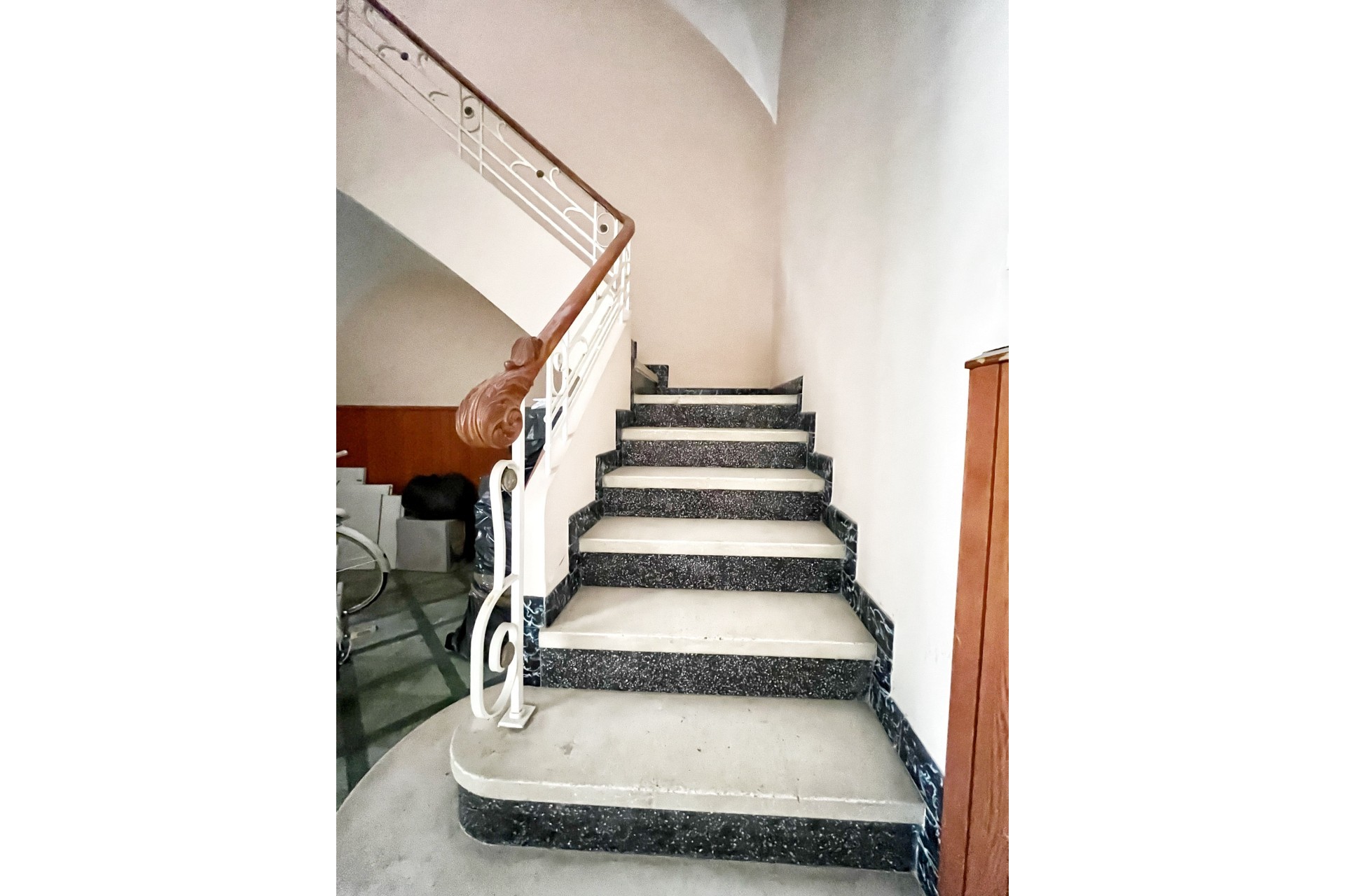 Resale - Town House -
Pego - Inland