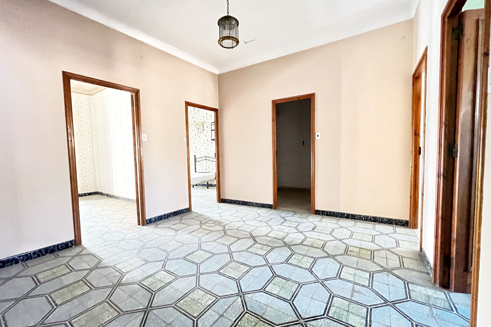 Resale - Town House -
Pego - Inland