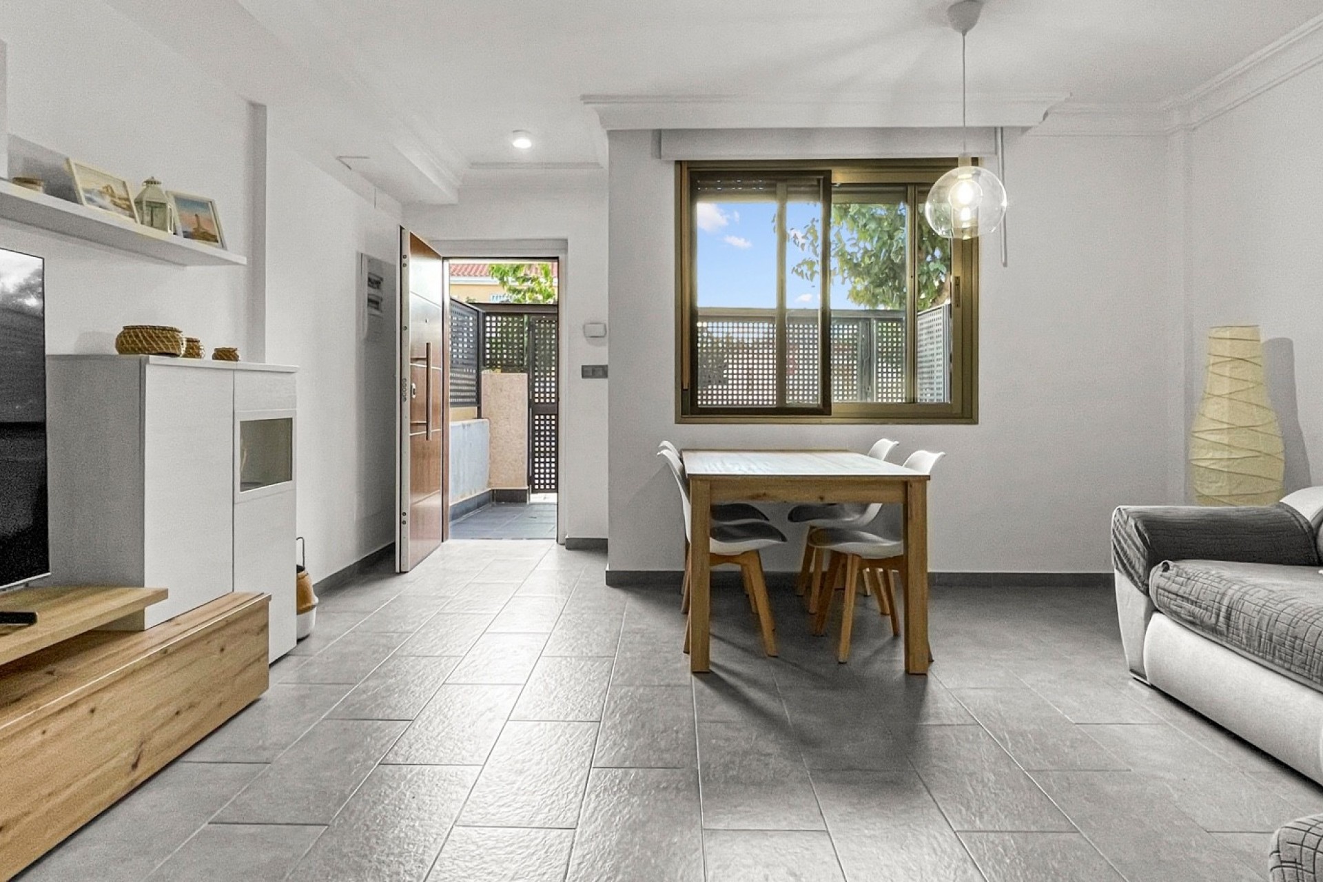 Resale - Town House -
Pilar de la Horadada - Costa Blanca