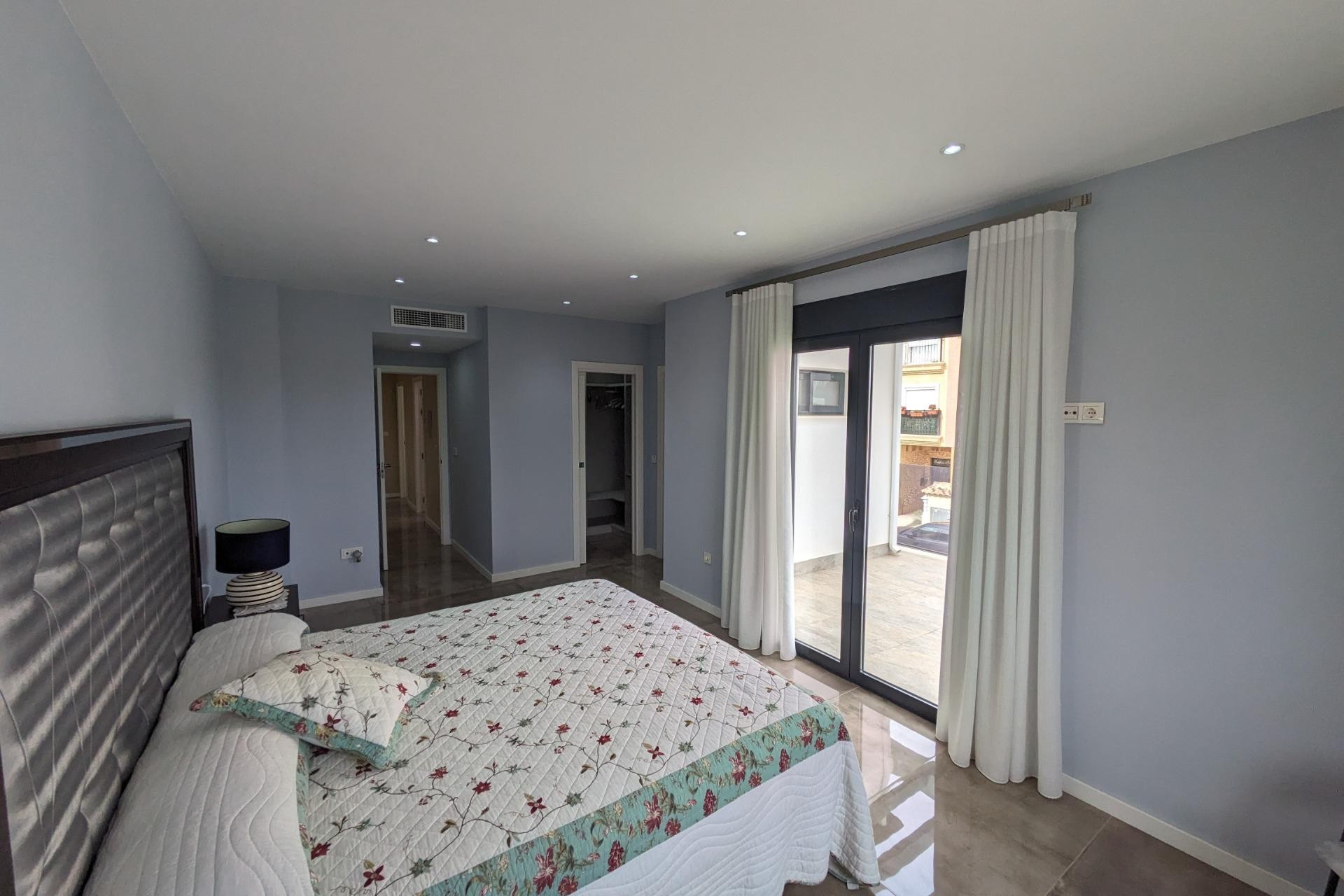 Resale - Town House -
Pilar de la Horadada