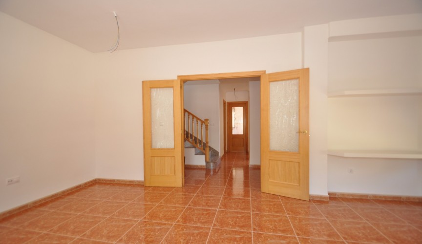 Resale - Town House -
Pinoso - Inland