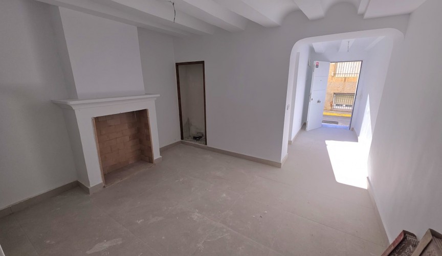 Resale - Town House -
Pinoso - Inland