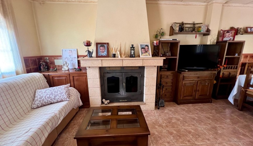 Resale - Town House -
Pinoso - Inland