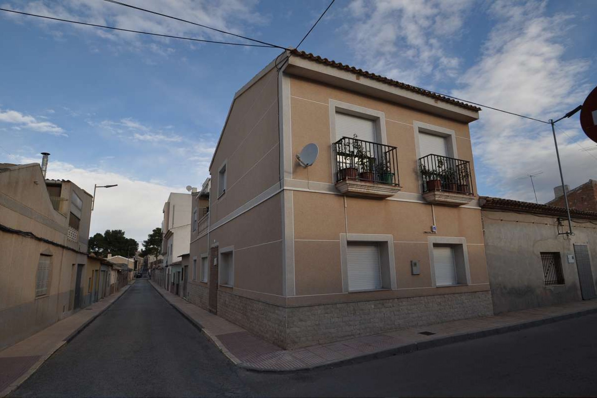 Resale - Town House -
Pinoso - Inland