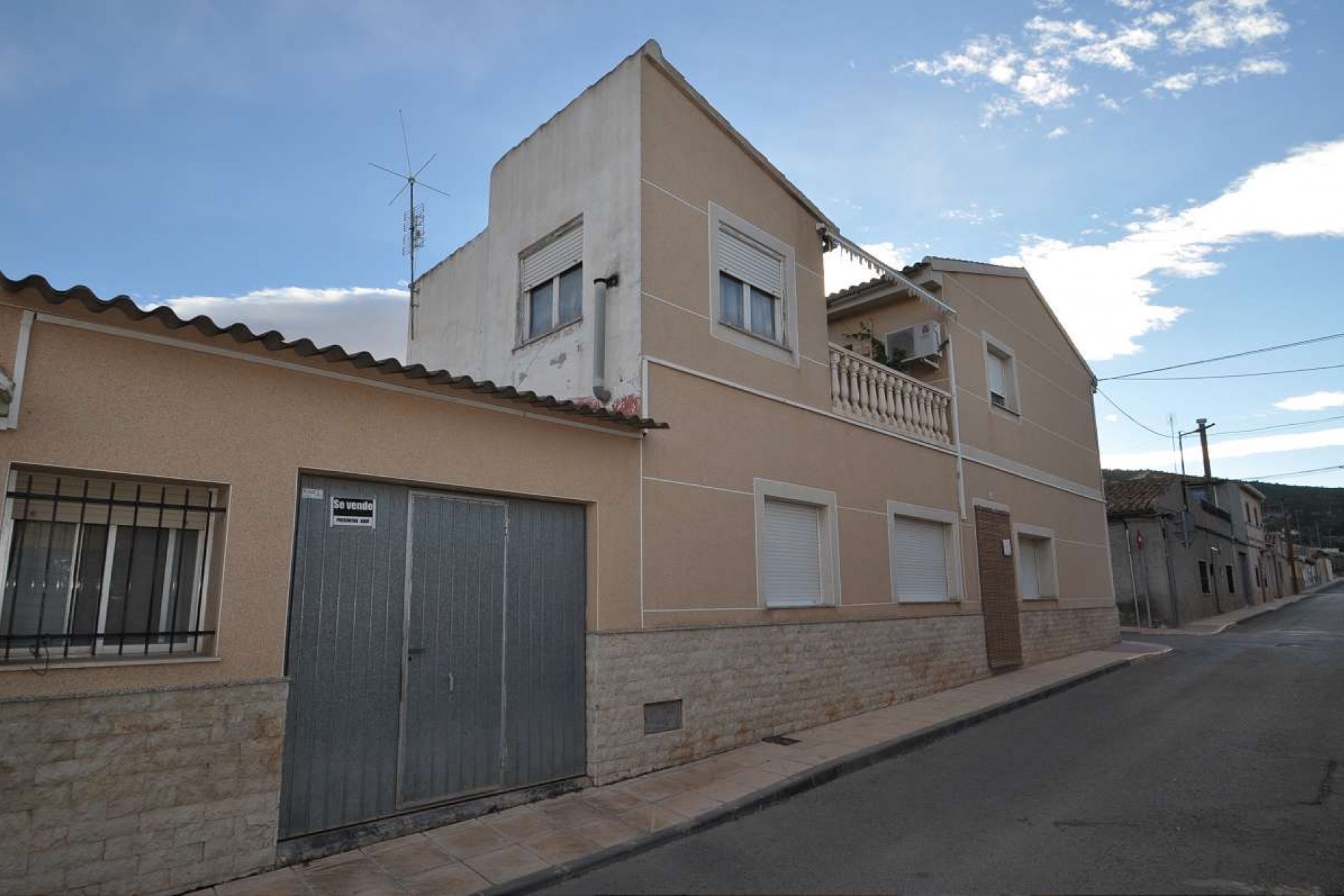 Resale - Town House -
Pinoso - Inland