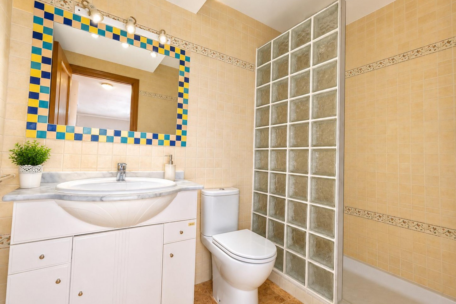 Resale - Town House -
Pinoso - Inland