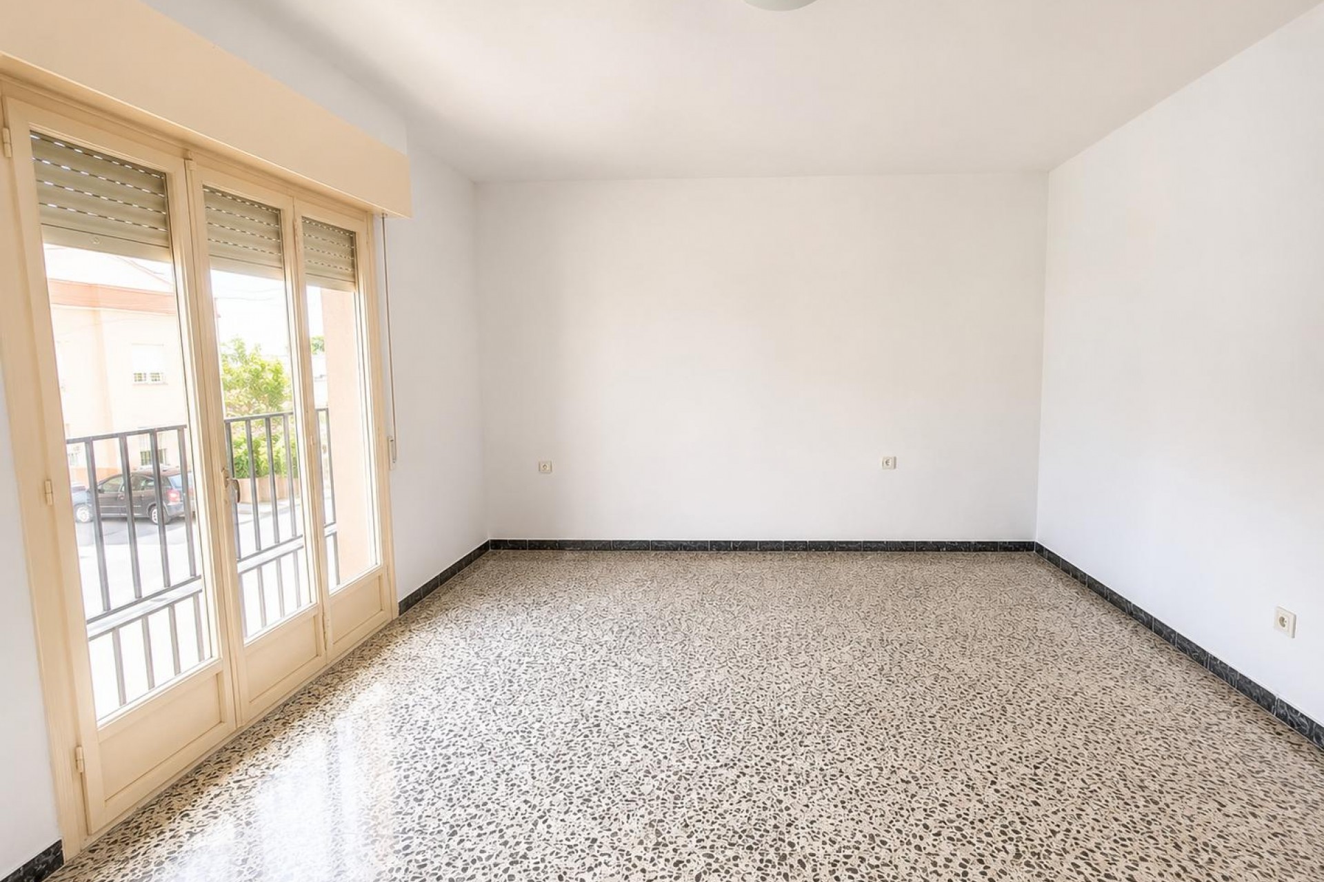 Resale - Town House -
Pinoso - Inland