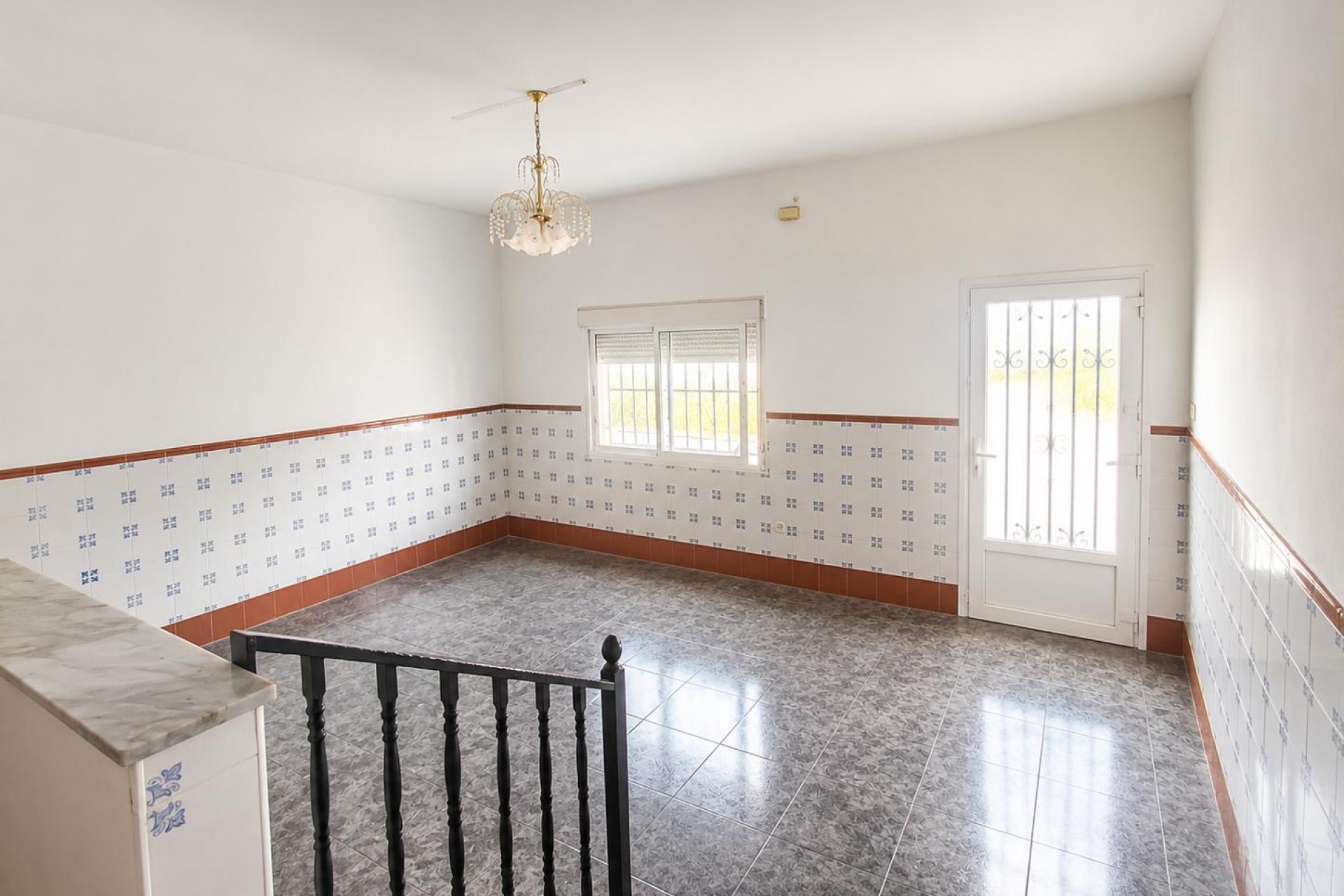 Resale - Town House -
Pinoso - Inland
