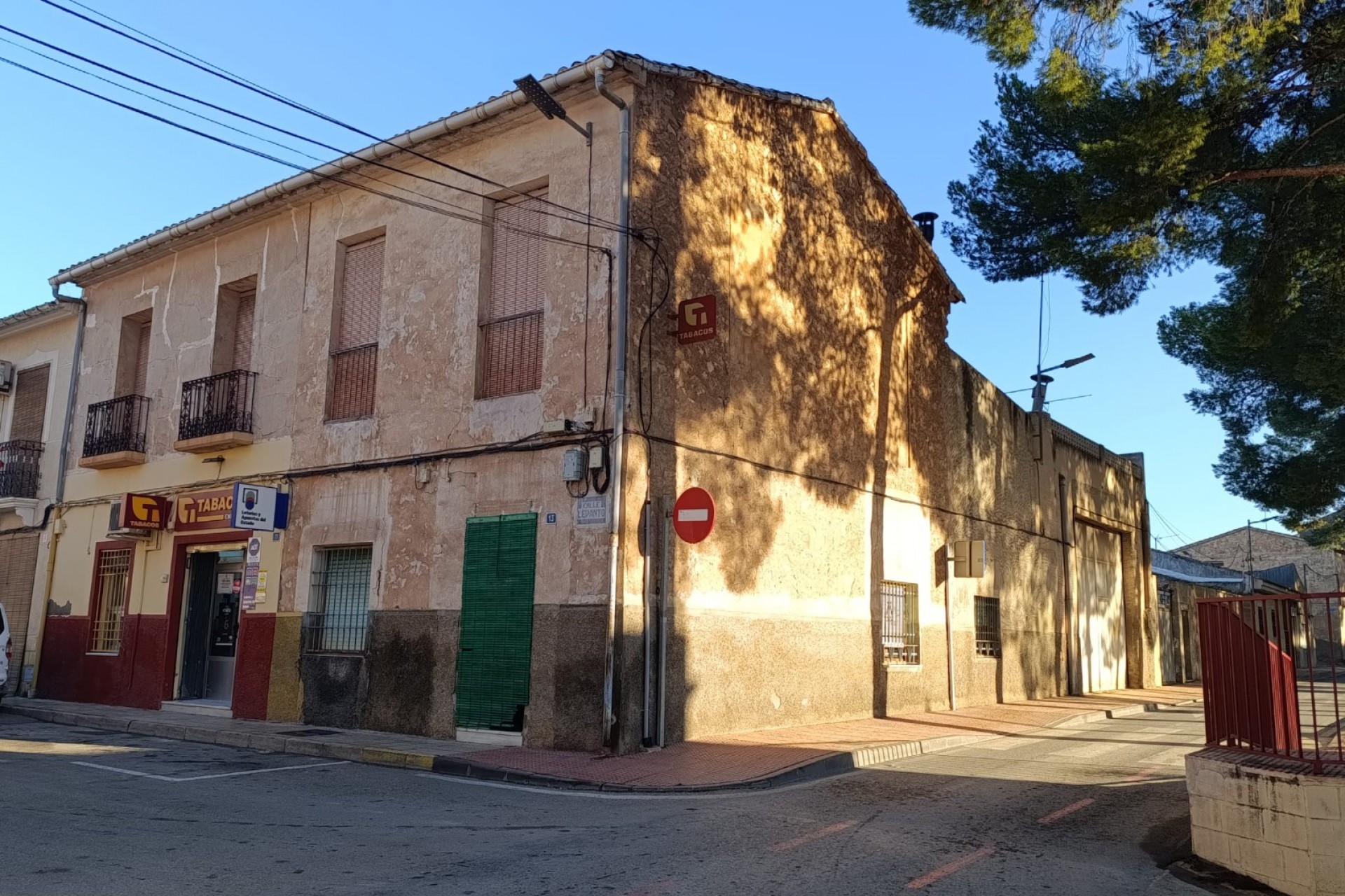 Resale - Town House -
Pinoso - Inland