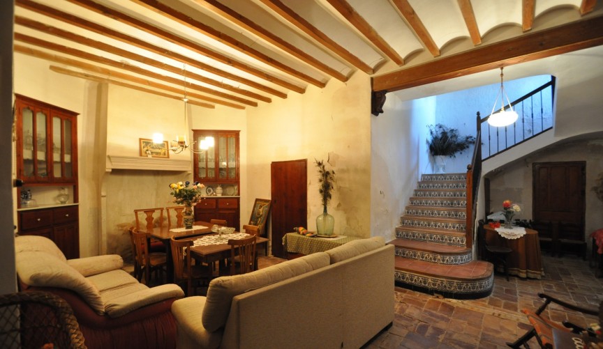 Resale - Town House -
Pinoso - Inland