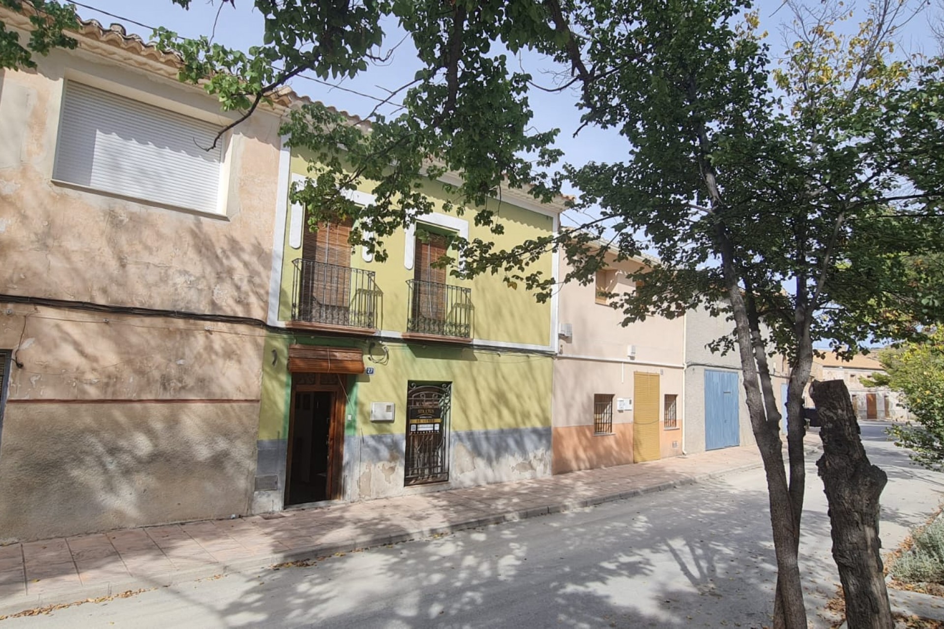 Resale - Town House -
Pinoso - Inland