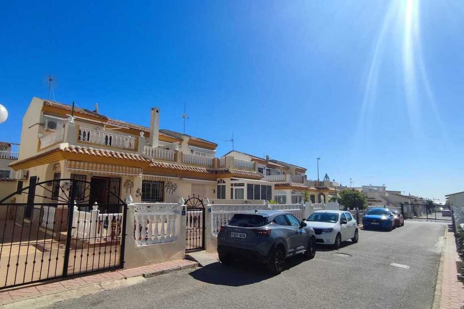 Resale - Town House -
Playa Flamenca - Costa Blanca
