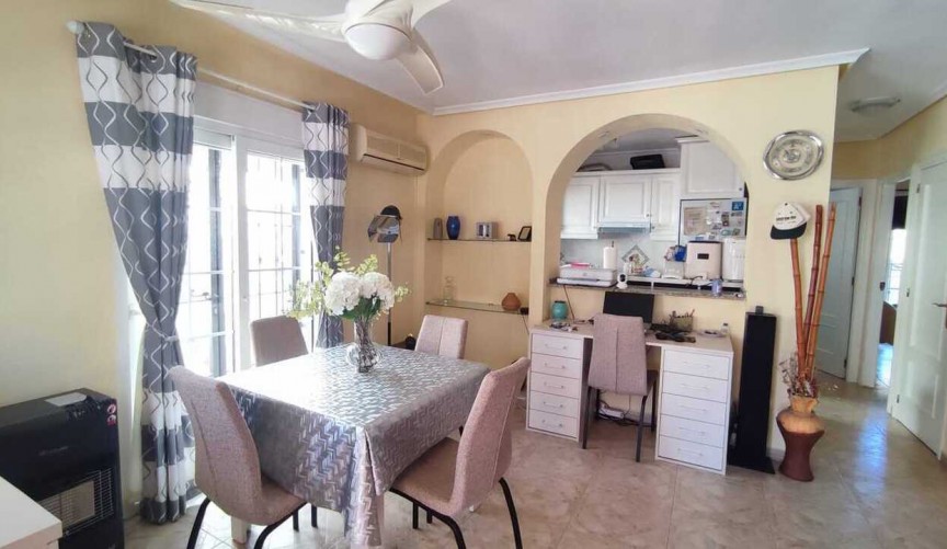 Resale - Town House -
Playa Flamenca - Costa Blanca