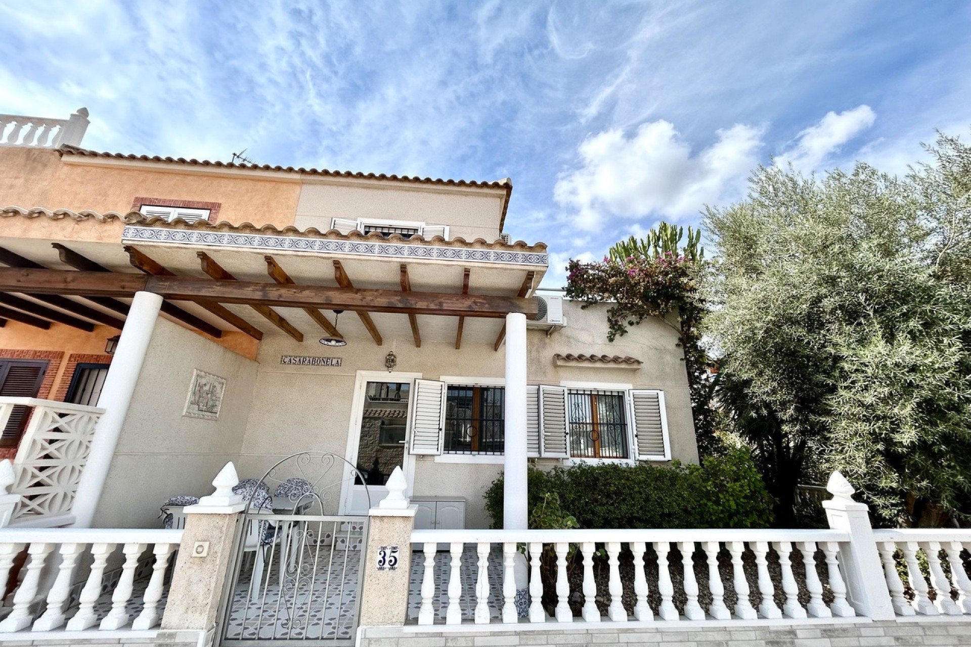 Resale - Town House -
Playa Flamenca - Costa Blanca