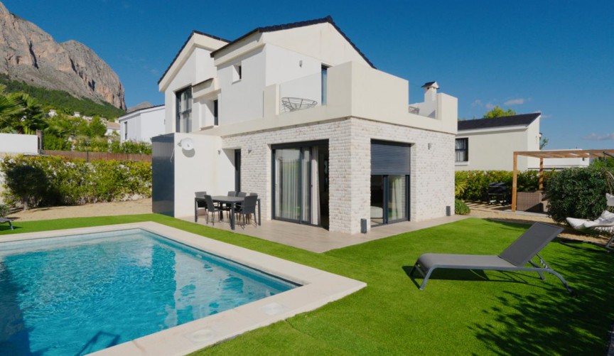 Resale - Town House -
Polop - Costa Blanca