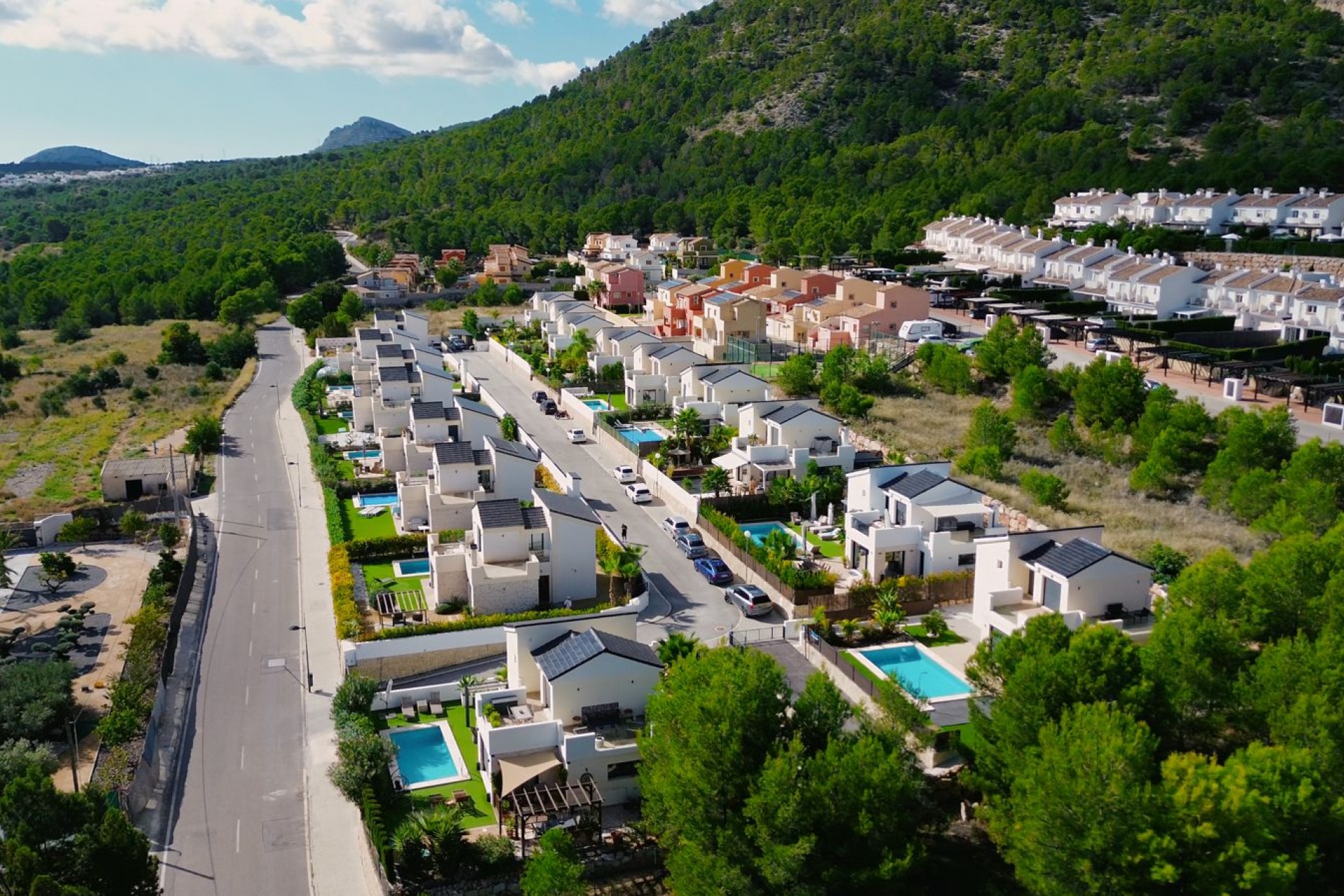 Resale - Town House -
Polop - Costa Blanca