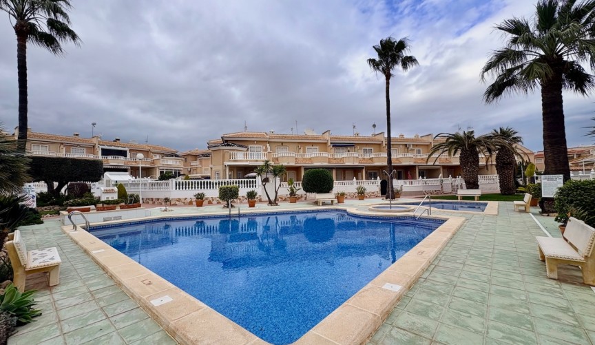 Resale - Town House -
Rojales - Inland