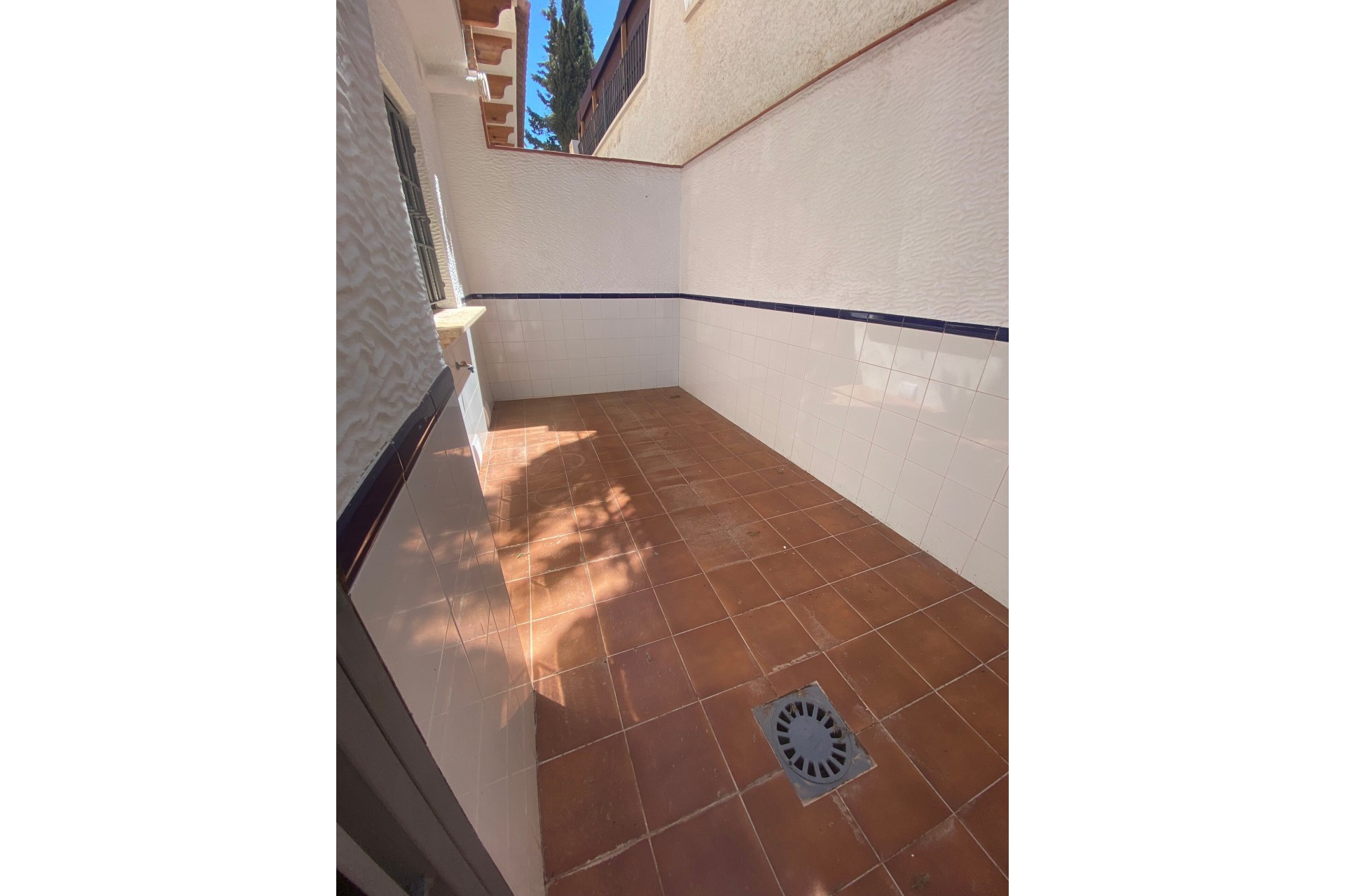 Resale - Town House -
San Miguel de Salinas - Inland