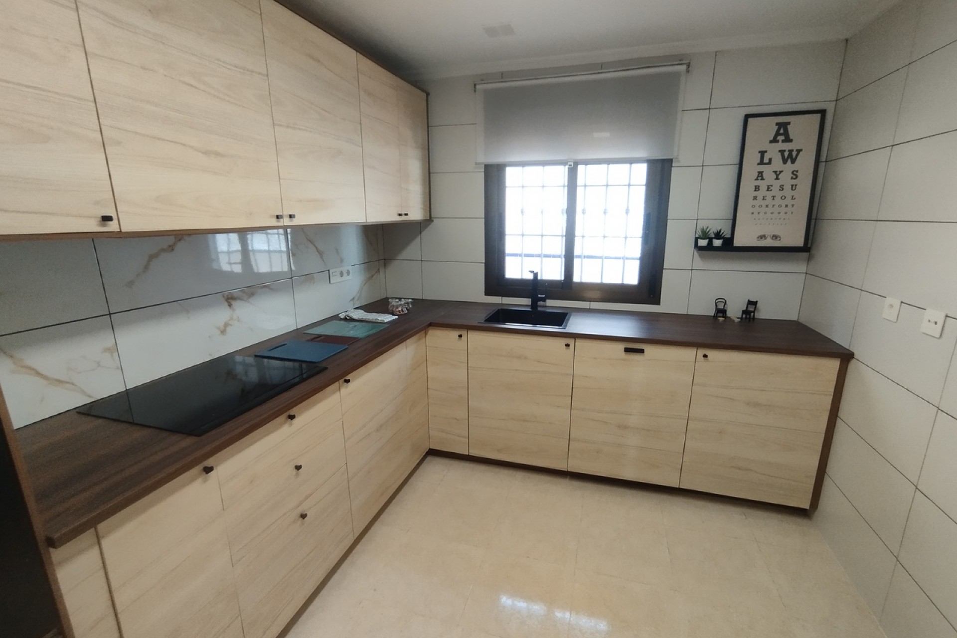 Resale - Town House -
San Miguel de Salinas - Inland