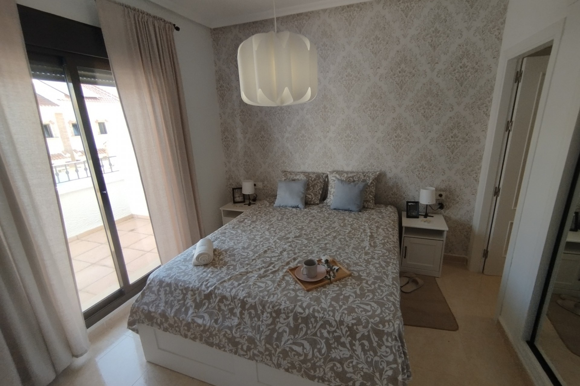 Resale - Town House -
San Miguel de Salinas - Inland