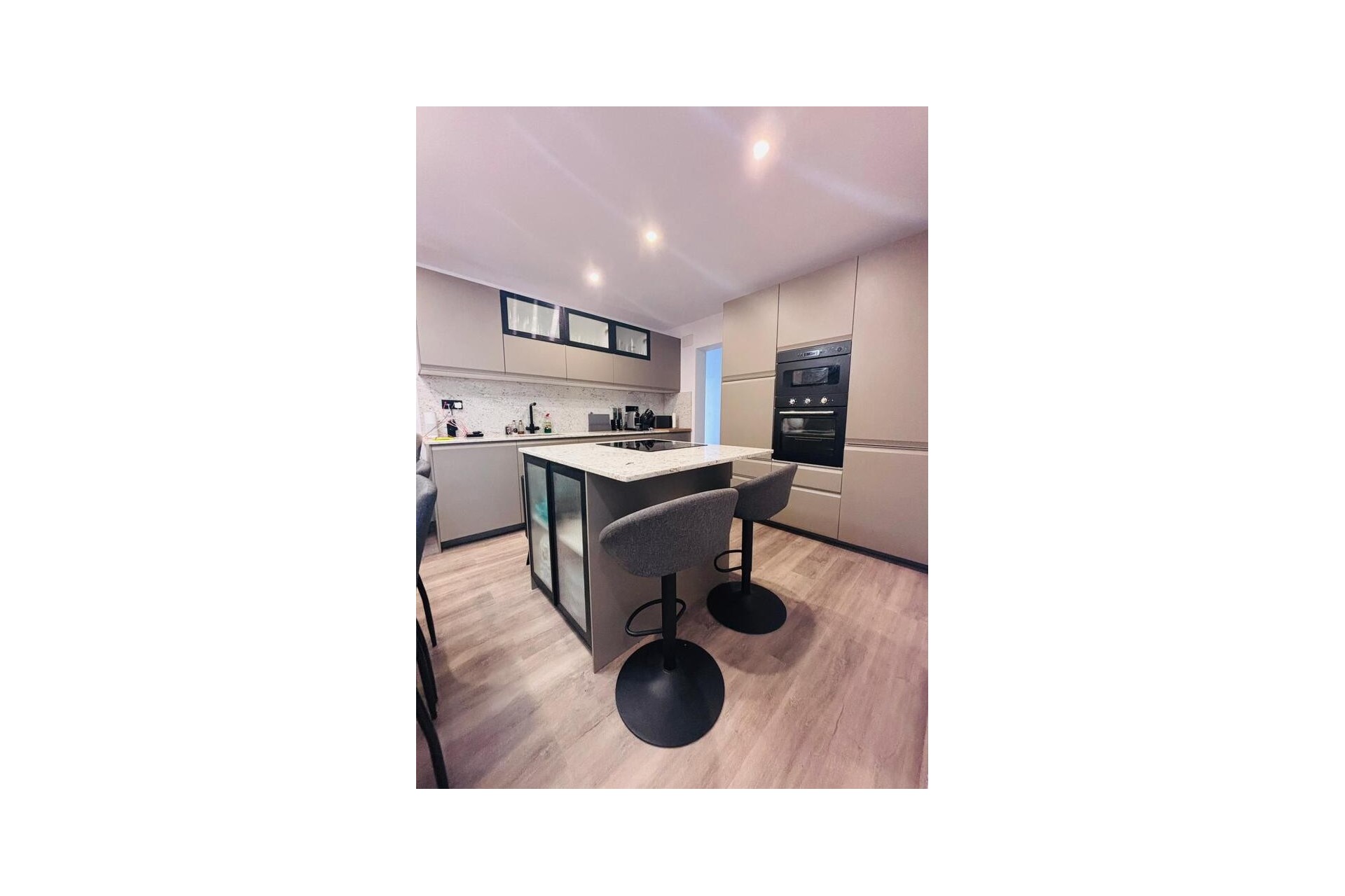 Resale - Town House -
San Miguel de Salinas - Inland