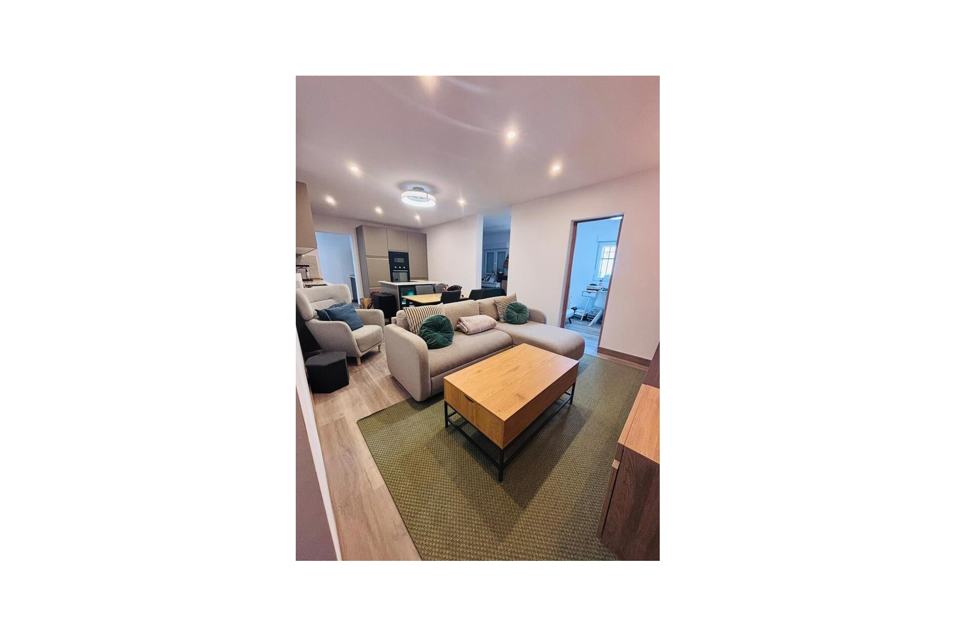 Resale - Town House -
San Miguel de Salinas - Inland