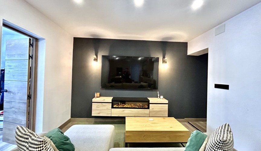 Resale - Town House -
San Miguel de Salinas - Inland