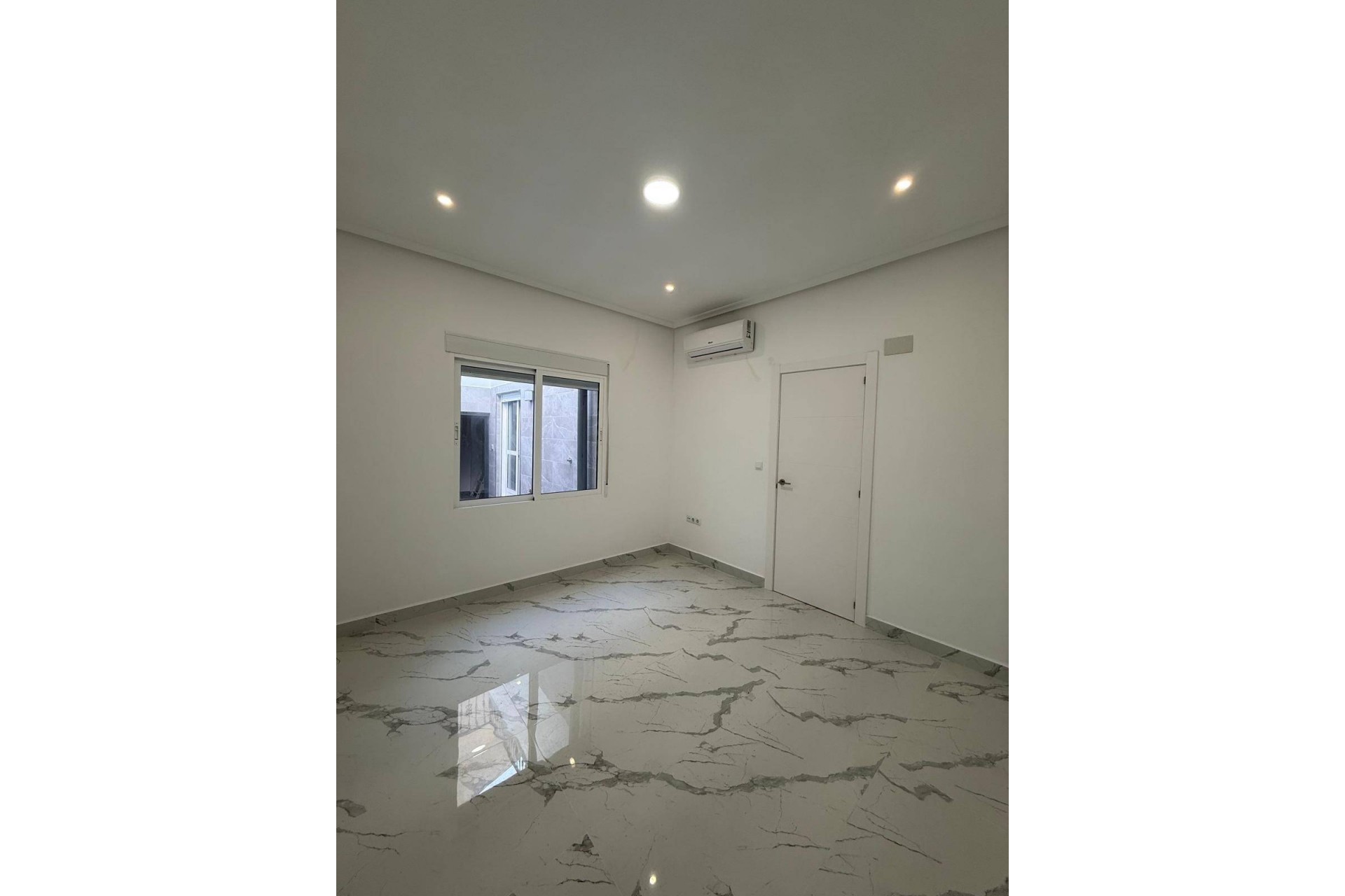 Resale - Town House -
San Pedro del Pinatar - San Pedro Del Pinatar Centro