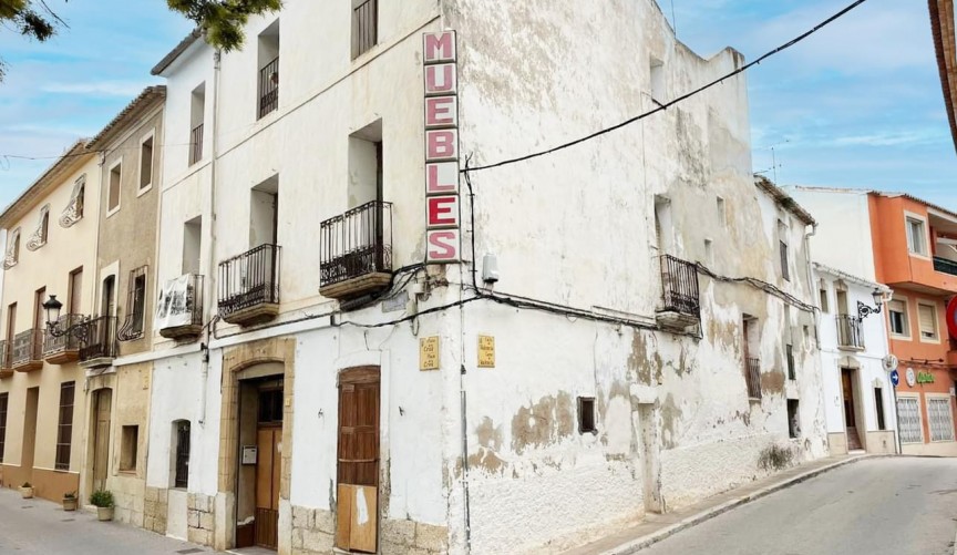 Resale - Town House -
Teulada - Inland