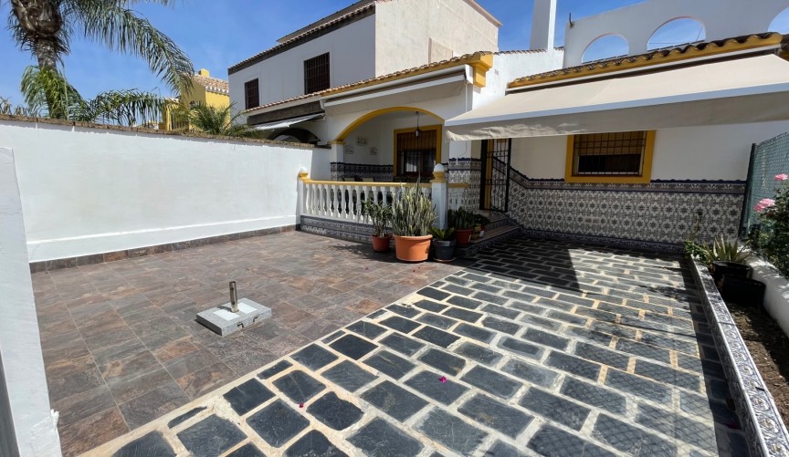Resale - Town House -
Torre de la Horadada - Costa Blanca