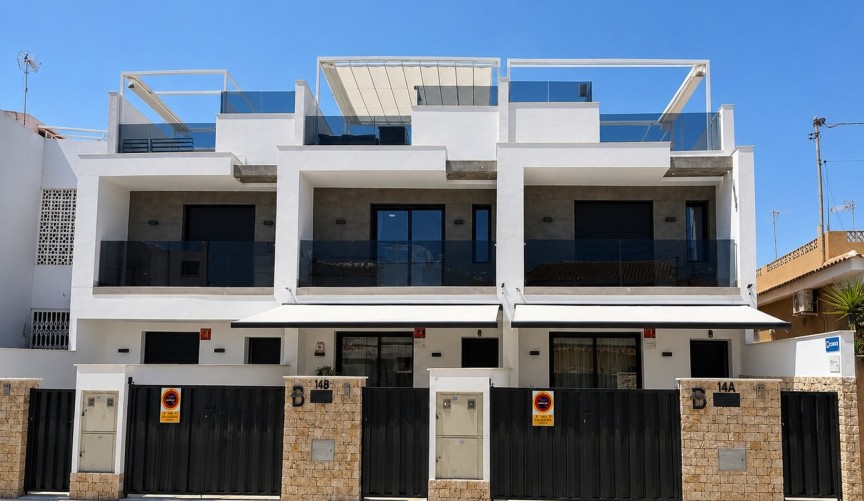 Resale - Town House -
Torre de la Horadada - Costa Blanca