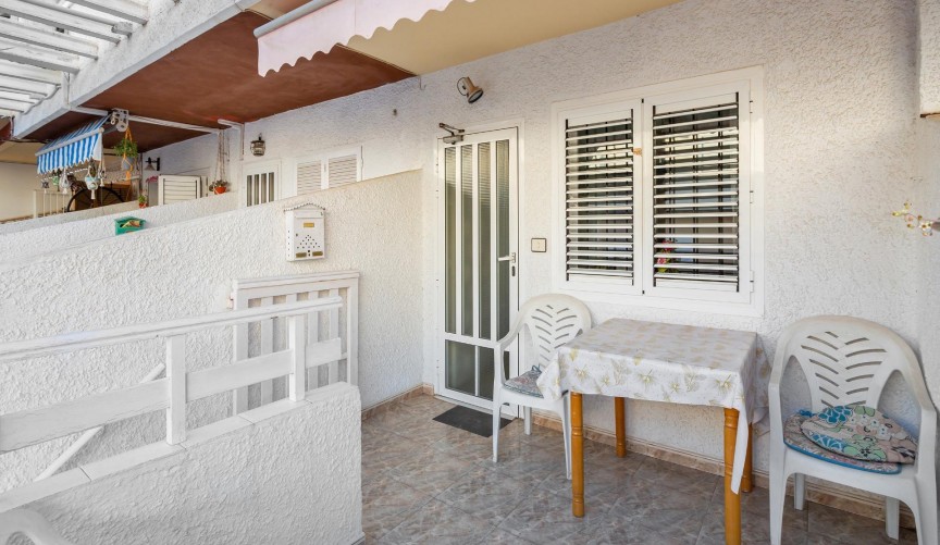 Resale - Town House -
Torrevieja - Acequion