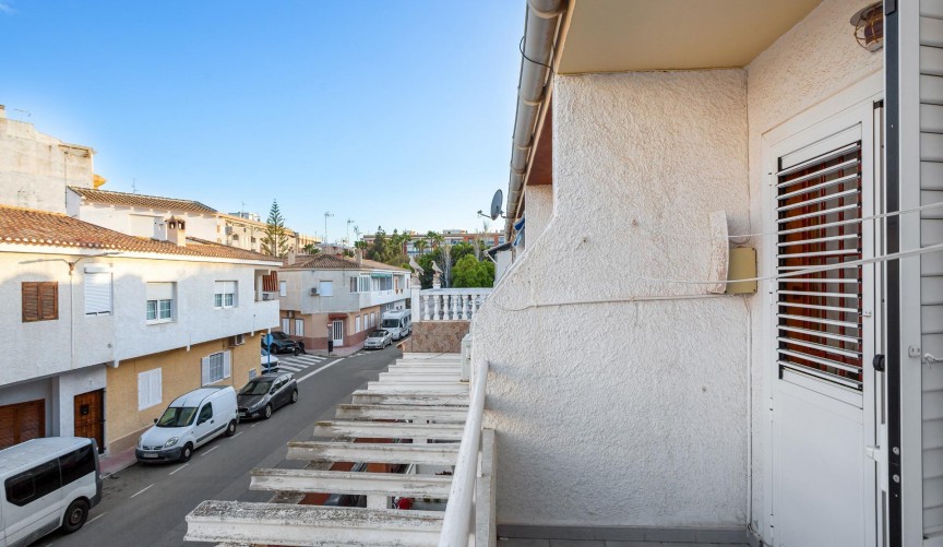 Resale - Town House -
Torrevieja - Acequion