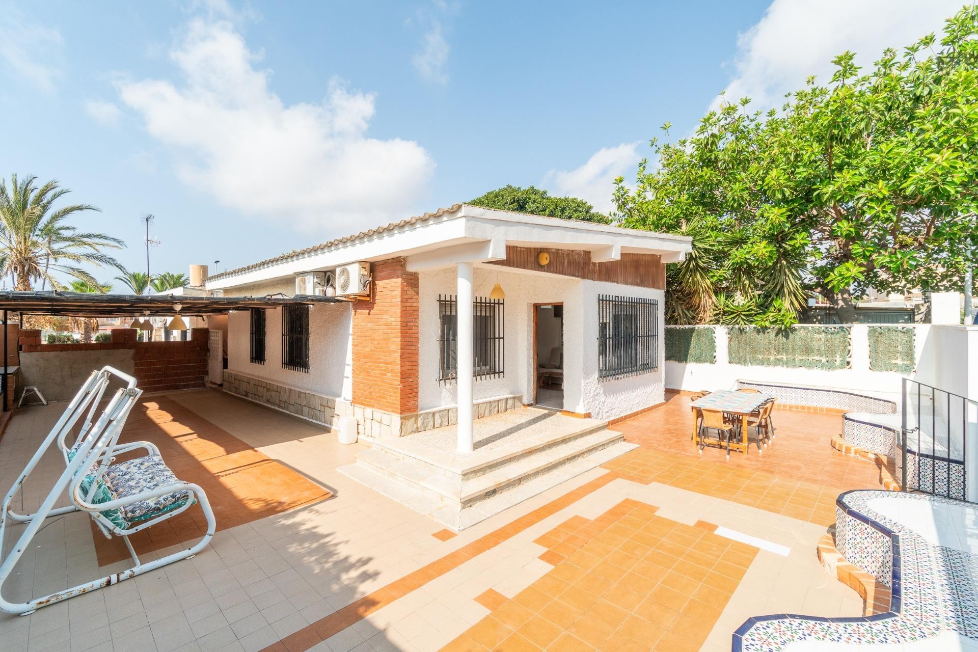 Resale - Town House -
Torrevieja - Aguas Nuevas 1