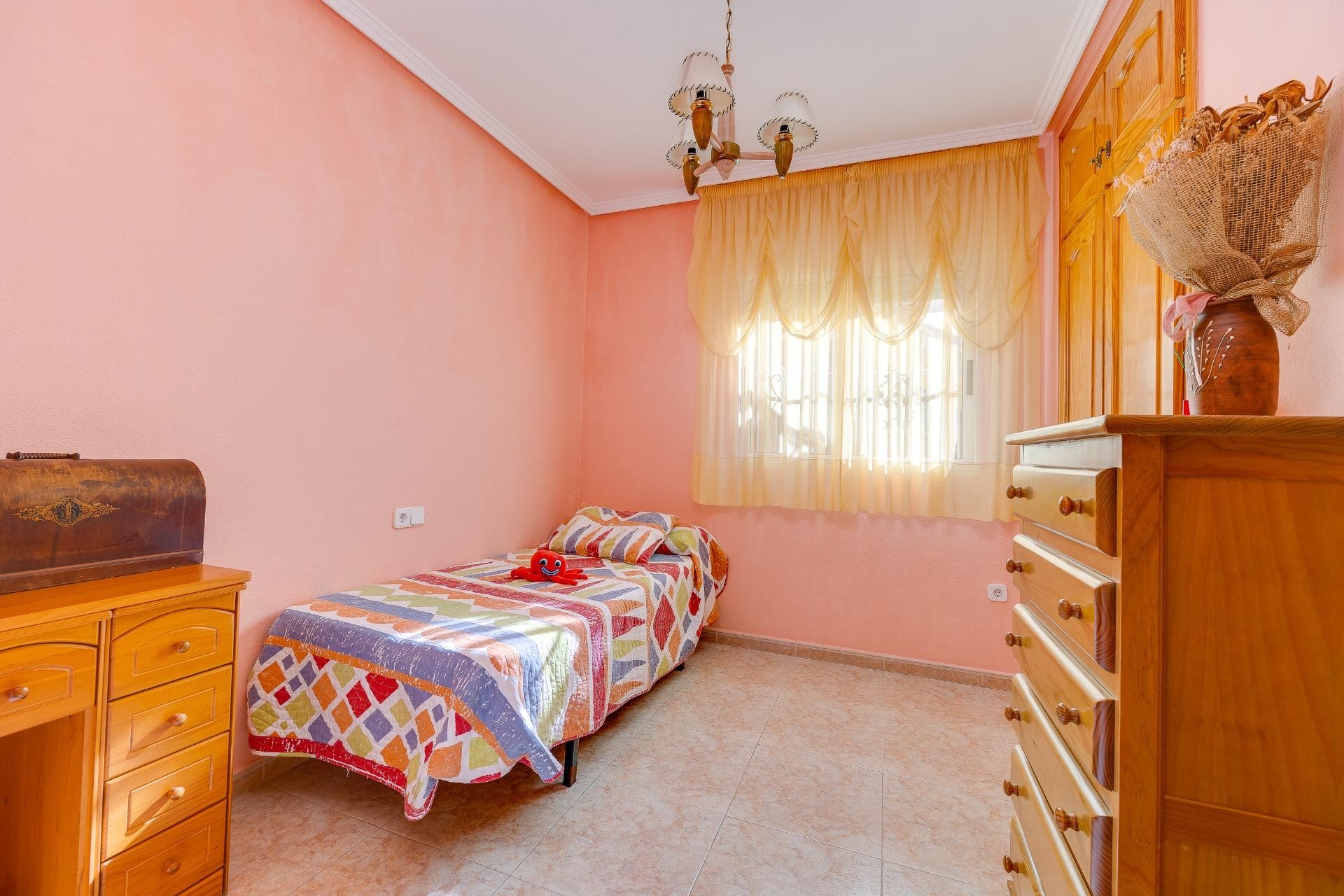 Resale - Town House -
Torrevieja - Aguas Nuevas 2