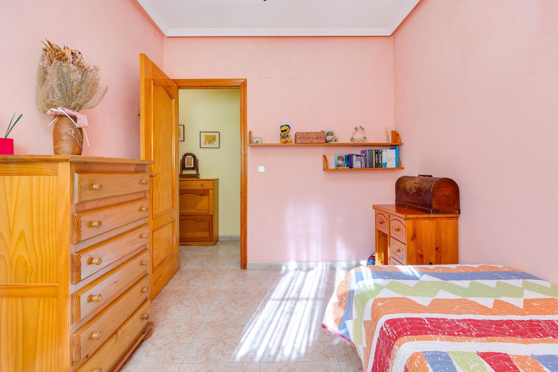 Resale - Town House -
Torrevieja - Aguas Nuevas 2