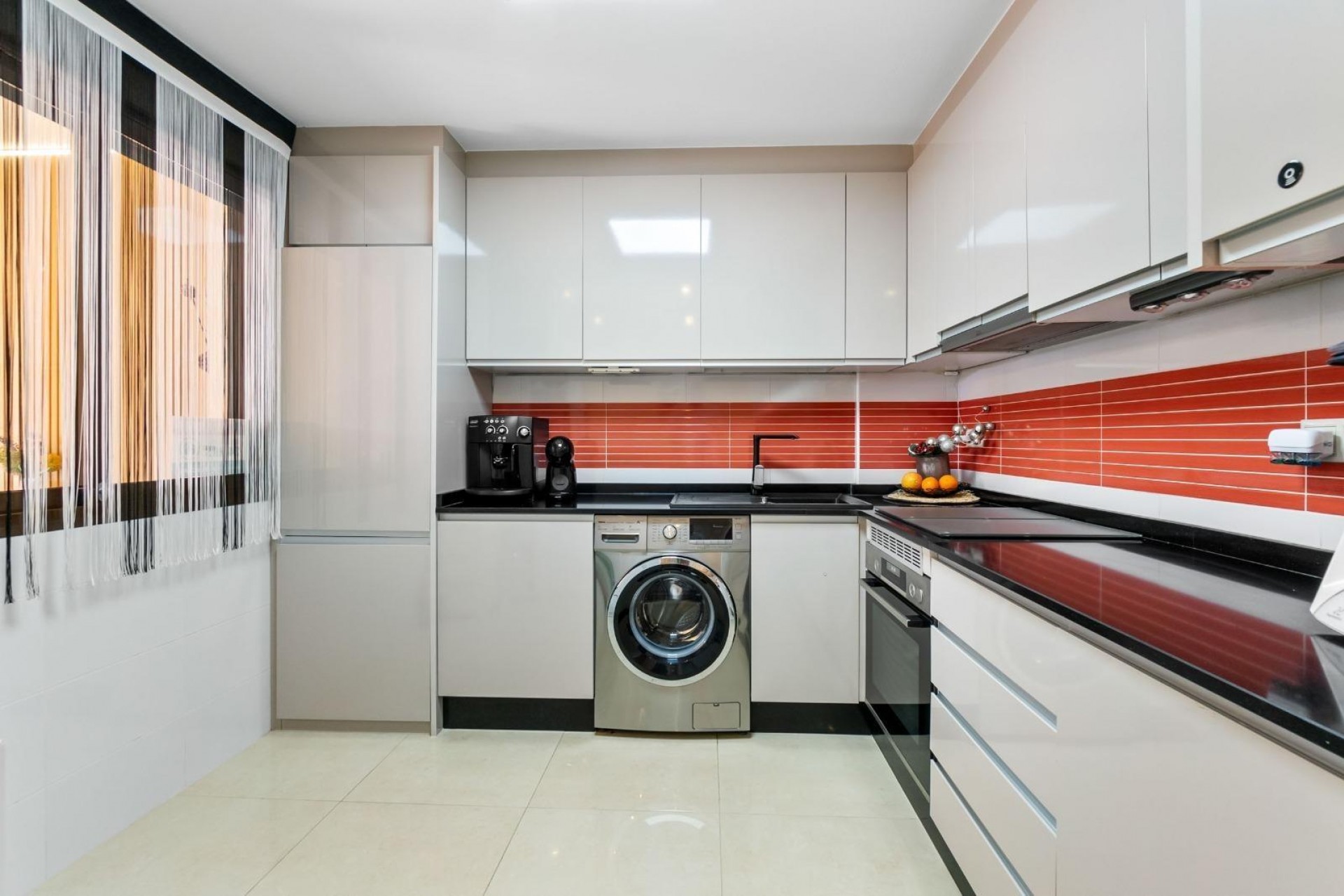 Resale - Town House -
Torrevieja - aguas nuevas