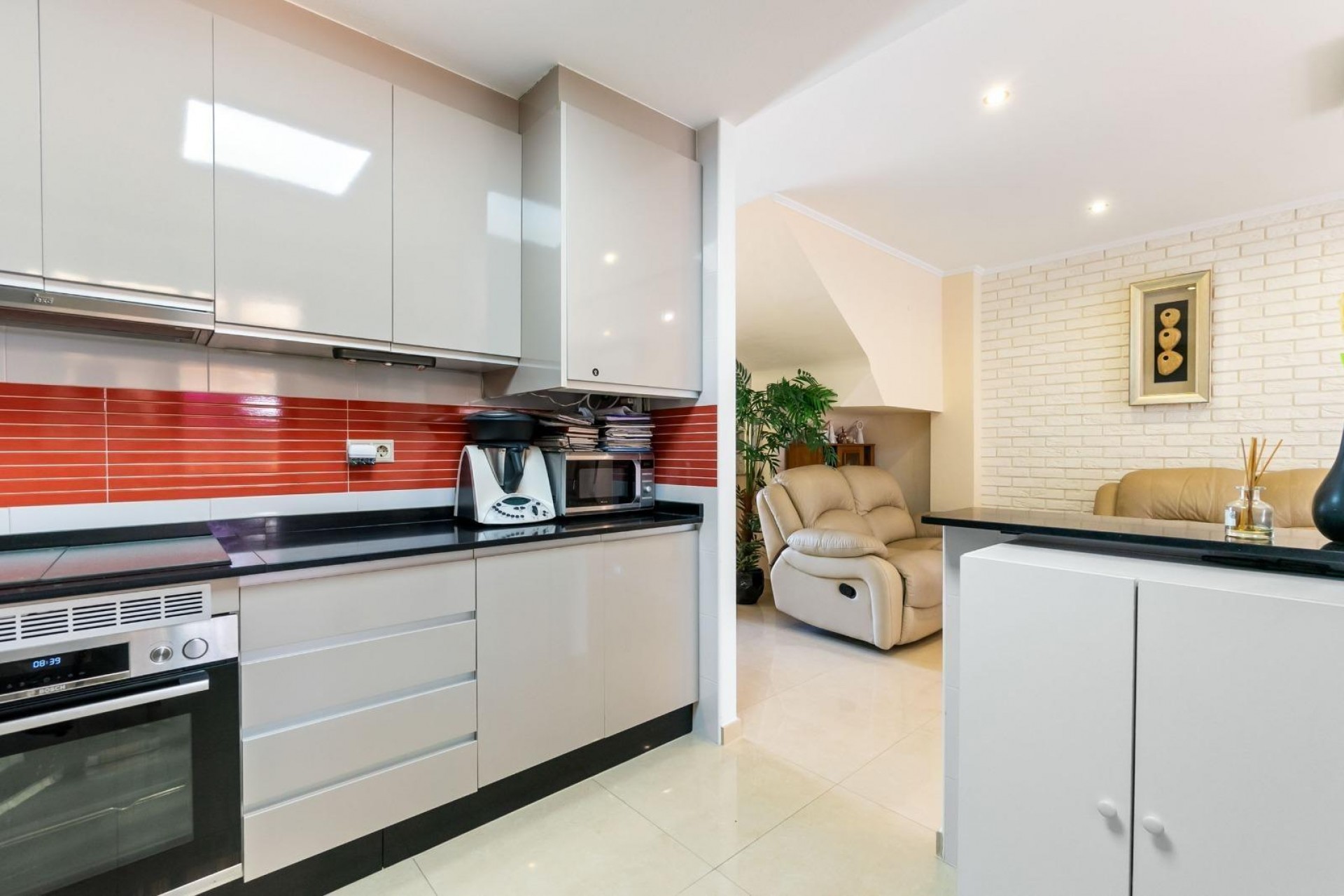 Resale - Town House -
Torrevieja - aguas nuevas