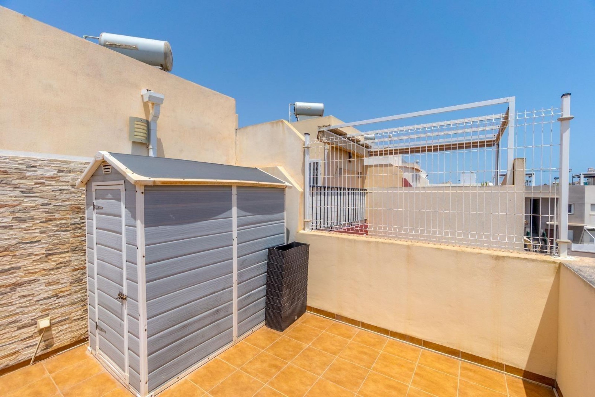 Resale - Town House -
Torrevieja - aguas nuevas
