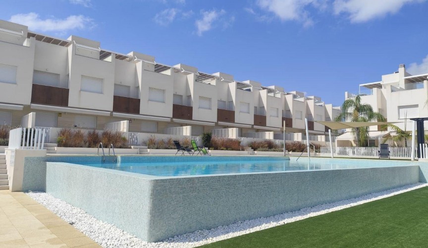 Resale - Town House -
Torrevieja - aguas nuevas